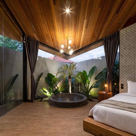 Villa Feh Bali By House Of Winds - Neo Tropical Eden Near Canggu Керобокан Экстерьер фото