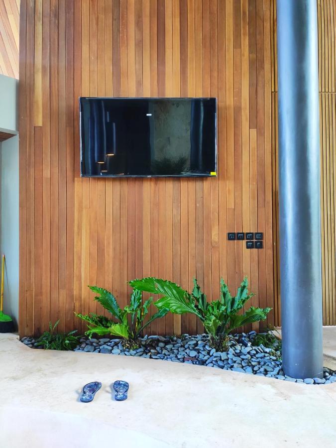 Villa Feh Bali By House Of Winds - Neo Tropical Eden Near Canggu Керобокан Экстерьер фото